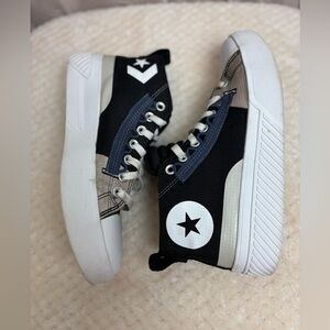 Converse Laced Hybrid Function Unisex Sneaker, Men’s 8, Woman’s 9.5
